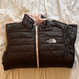 The North Face Girl’s puffer jacket